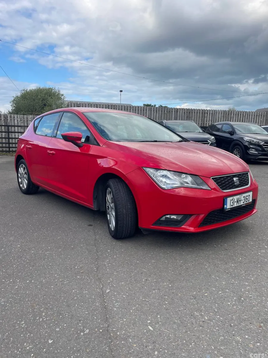 SEAT Leon Hatchback, Diesel, 2013, Red