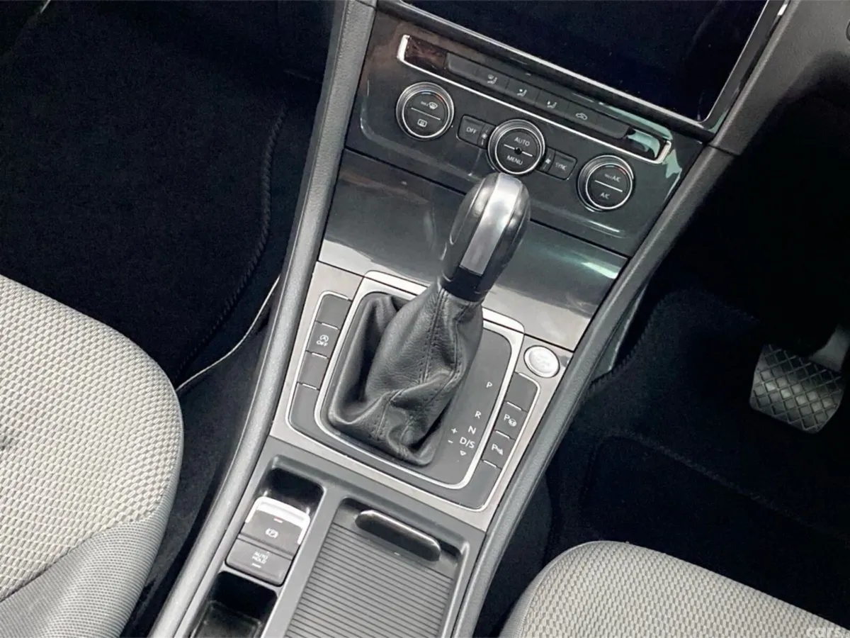 Volkswagen Golf Hatchback, Petrol, 2020, White