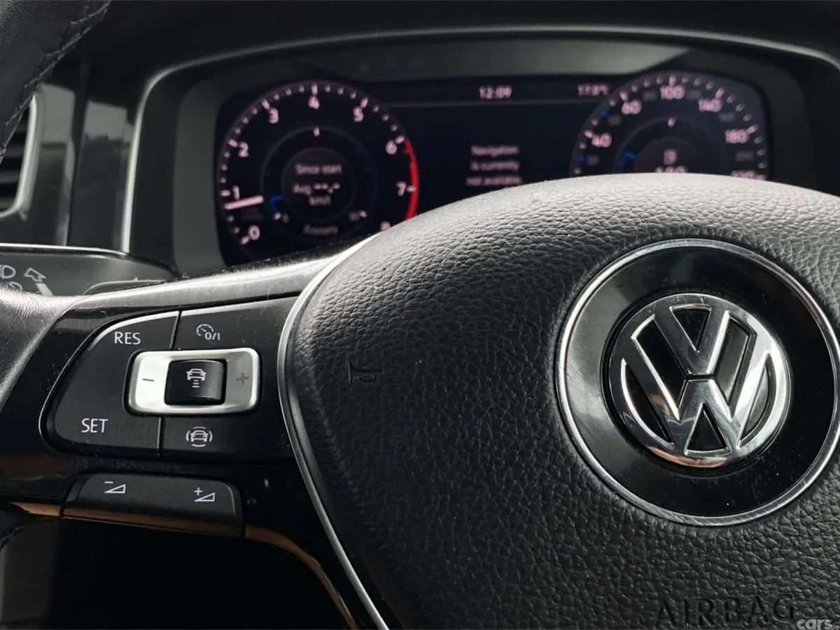 Volkswagen Golf Hatchback, Petrol, 2020, White