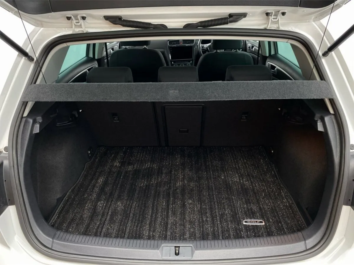 Volkswagen Golf Hatchback, Petrol, 2020, White