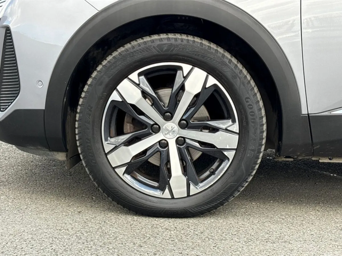 Peugeot 3008 MPV, Diesel, 2024, Grey