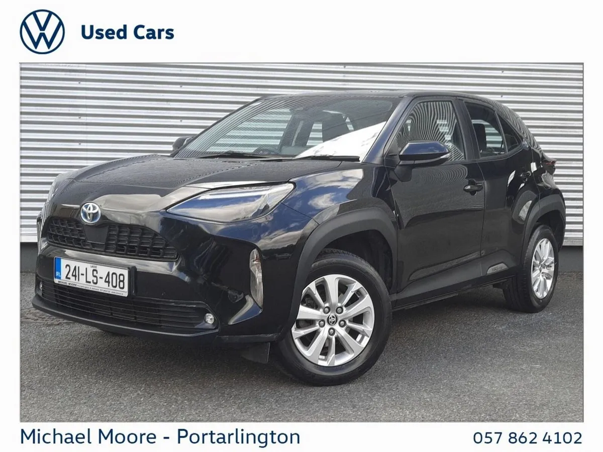 Toyota Yaris Cross Hatchback, Petrol Hybrid, 2024, Black