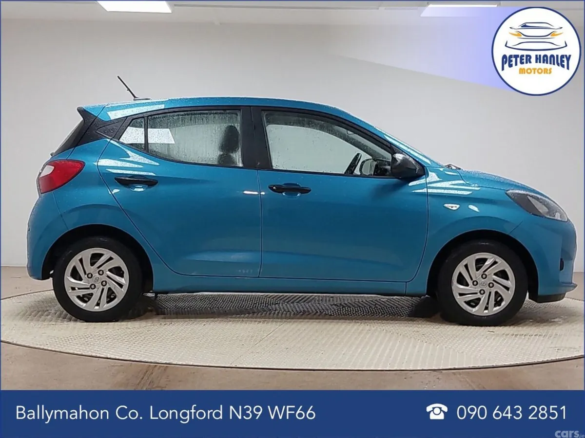 Hyundai i10 Hatchback, Petrol, 2021, Blue