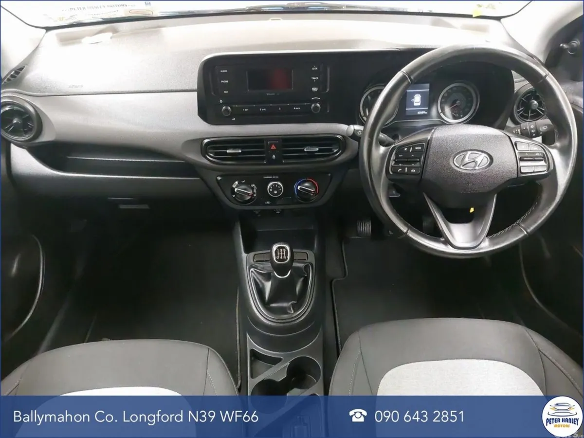 Hyundai i10 Hatchback, Petrol, 2021, Blue