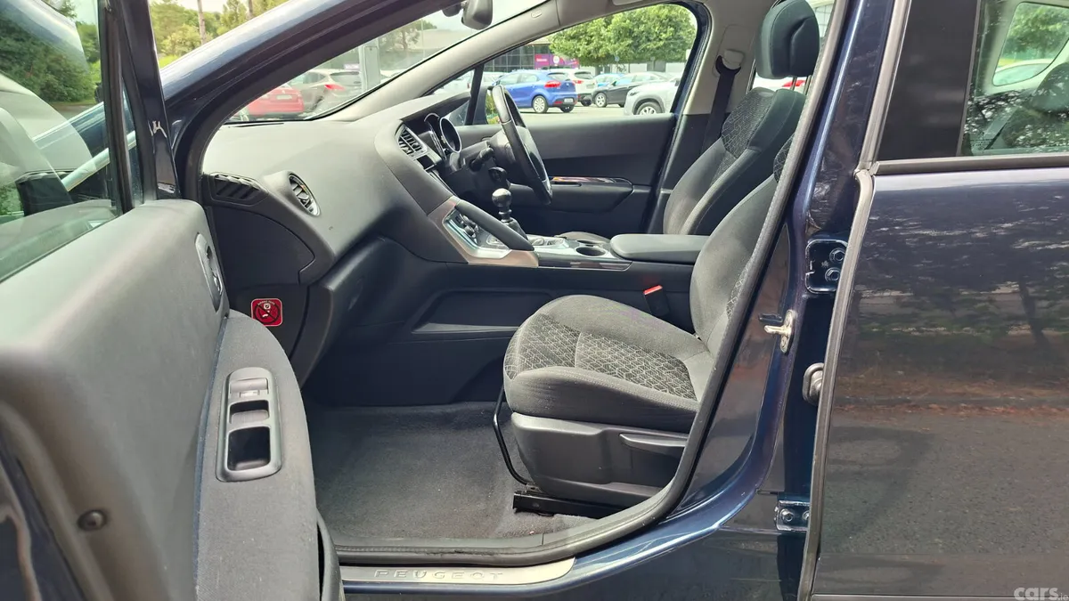 Peugeot 3008 SUV, Diesel, 2016, Blue