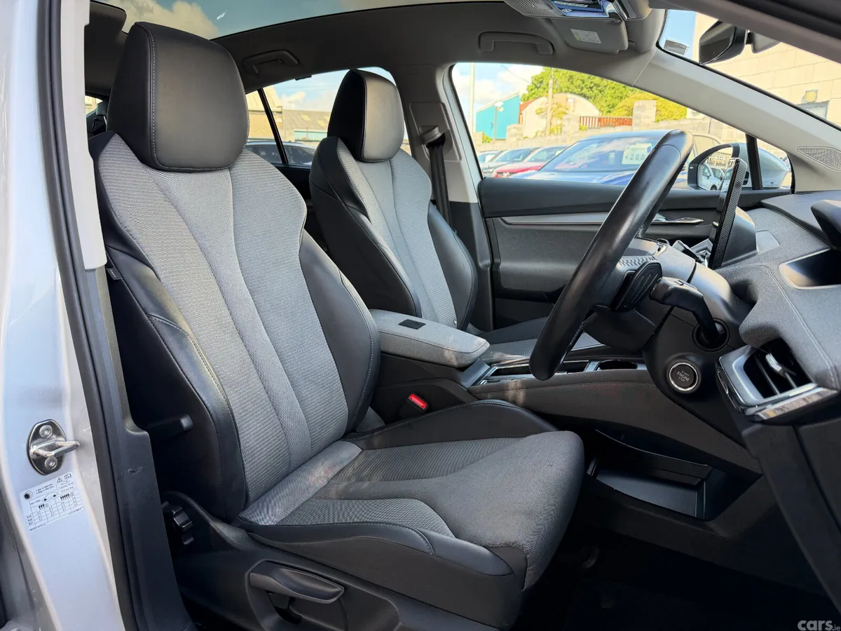 Skoda Enyaq Coupe, Electric, 2023, Grey