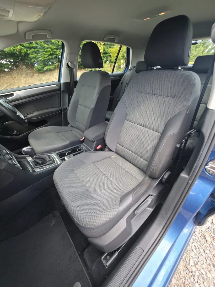 Volkswagen Golf Hatchback, Petrol, 2014, Blue