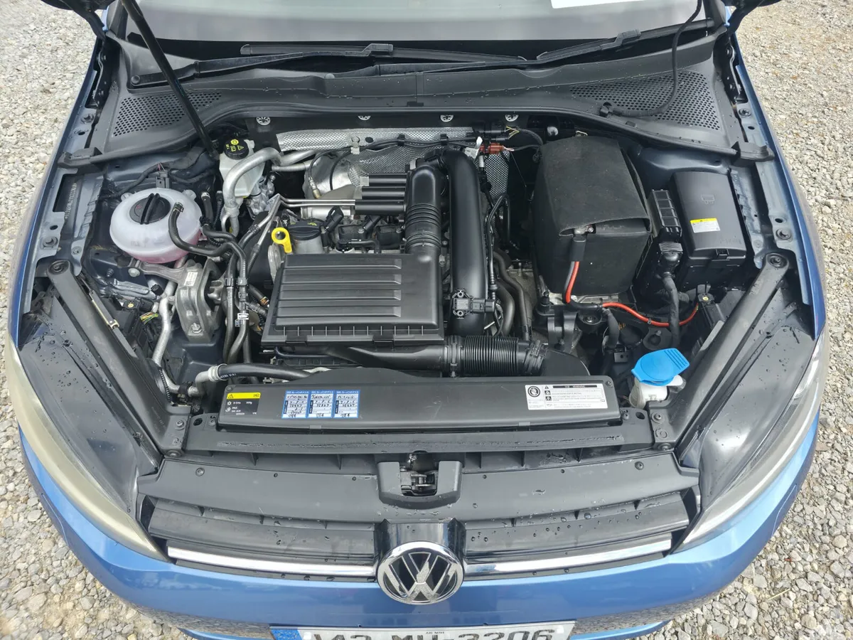 Volkswagen Golf Hatchback, Petrol, 2014, Blue