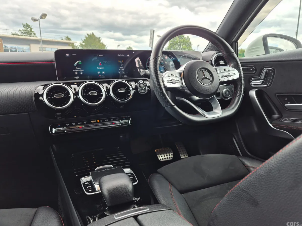 Mercedes-Benz A-Class Hatchback, Diesel, 2019, White