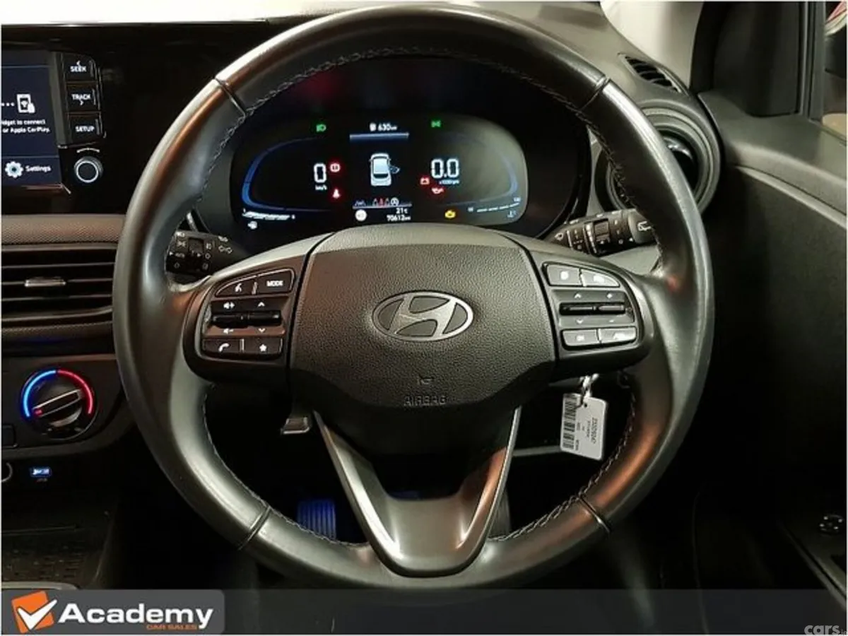 Hyundai i10 Hatchback, Petrol, 2023, Red
