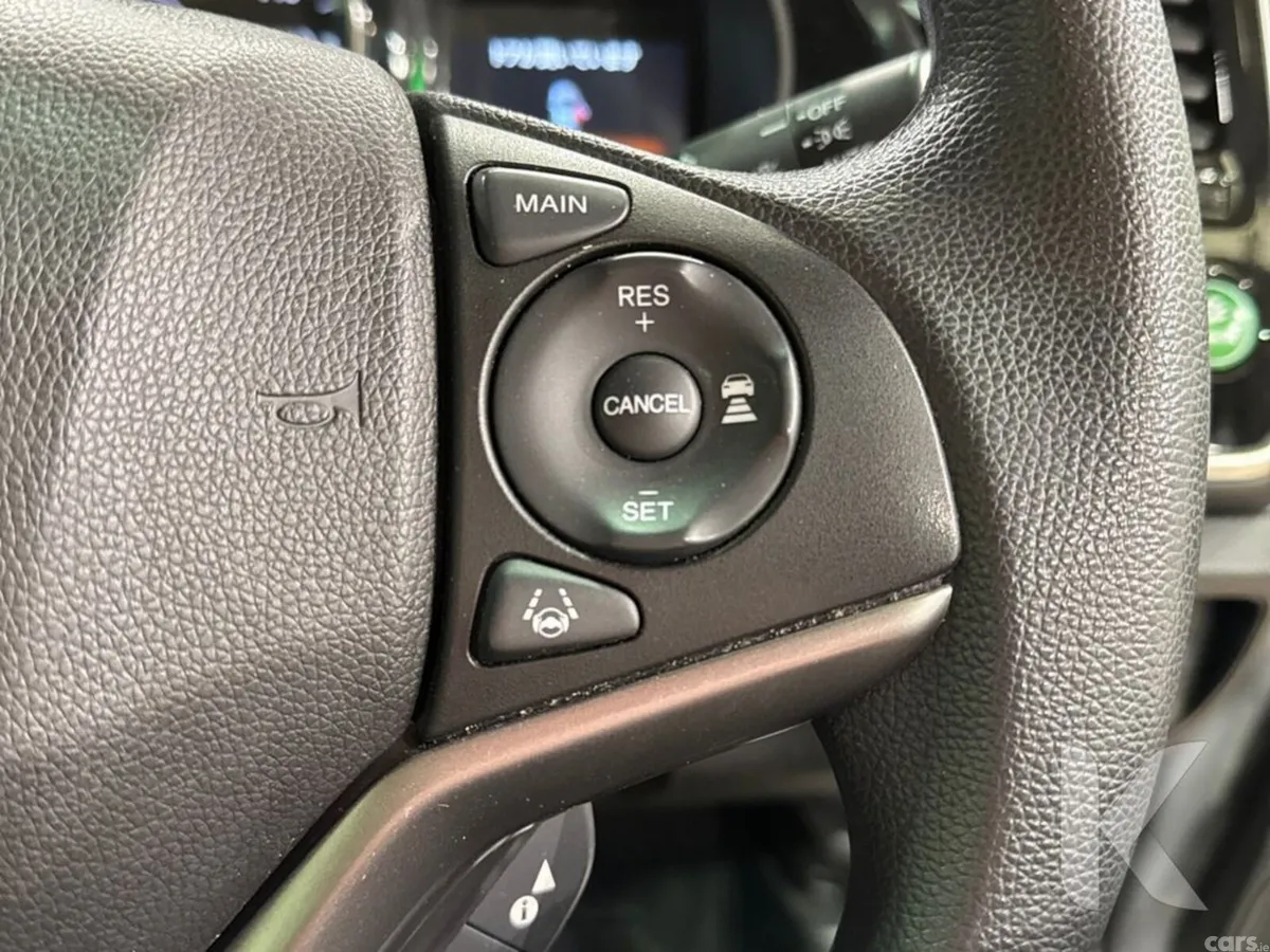 Honda Grace Saloon, Petrol Hybrid, 2019, Silver