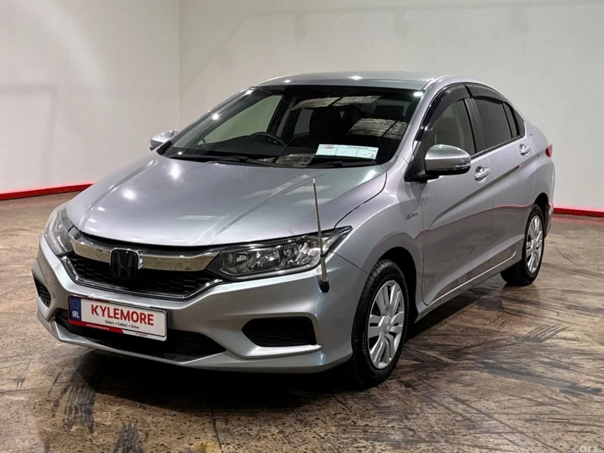 Honda Grace Saloon, Petrol Hybrid, 2019, Silver