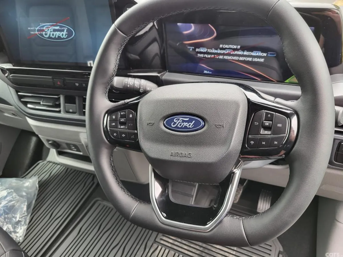 Ford Tourneo Custom MPV, Petrol Plug-in Hybrid, 2026, Grey