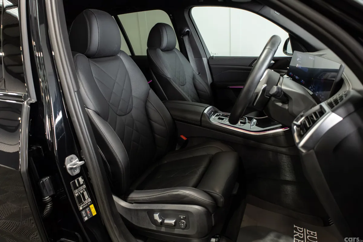 BMW X5 SUV, Petrol Plug-in Hybrid, 2025, Black