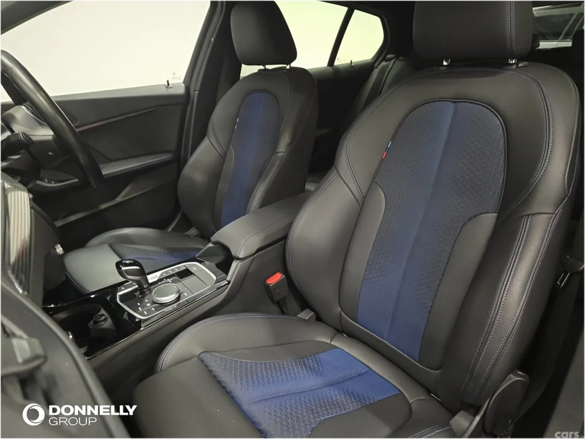 BMW 1-Series Hatchback, Diesel, 2023, Blue