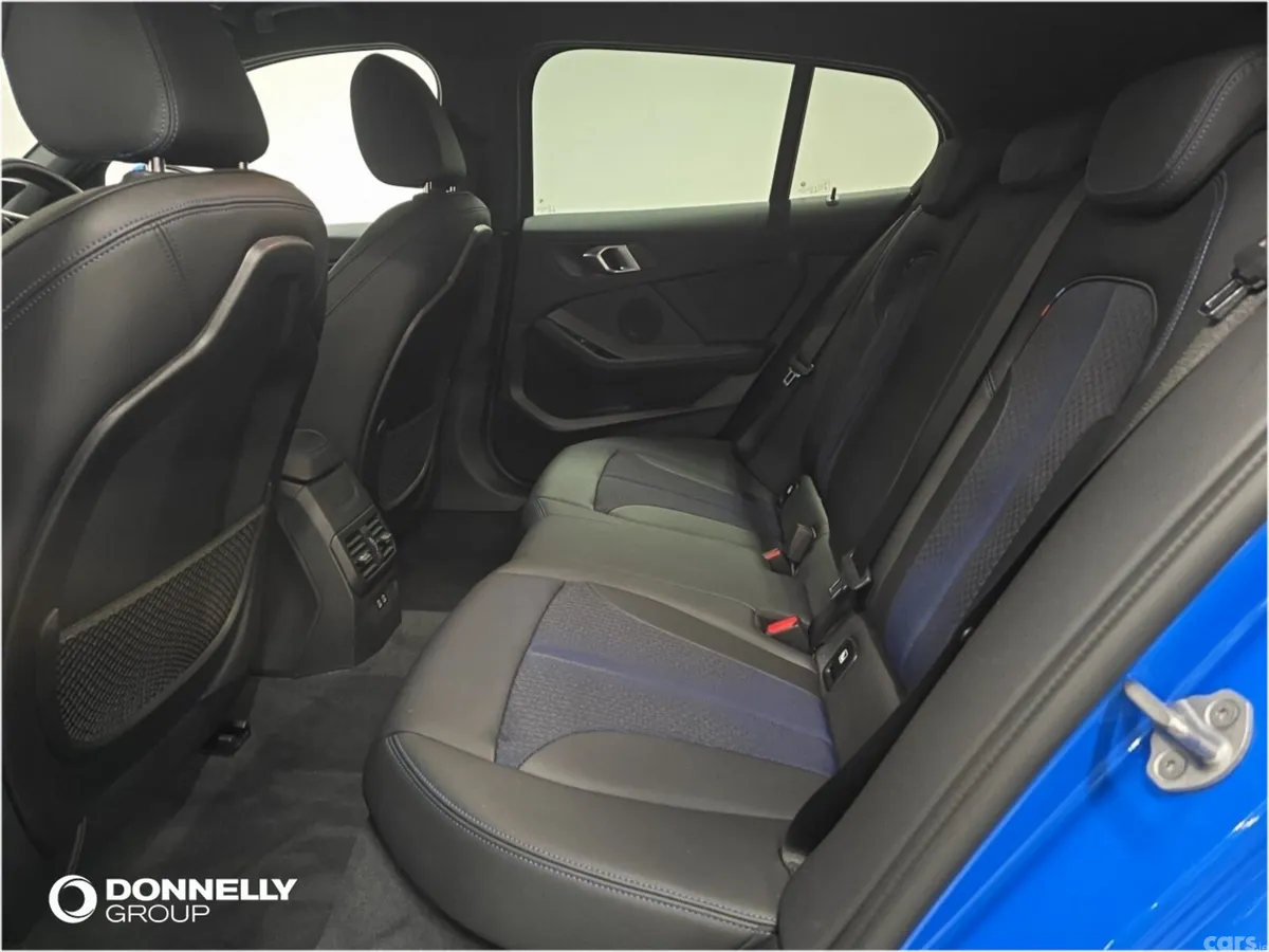 BMW 1-Series Hatchback, Diesel, 2023, Blue