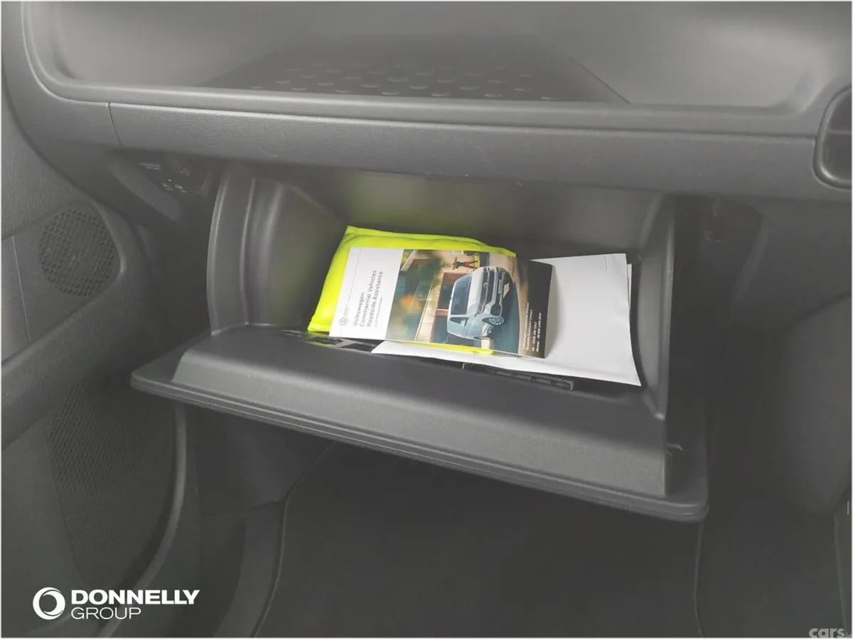 Volkswagen ID.Buzz Estate, Electric, 2026, Black