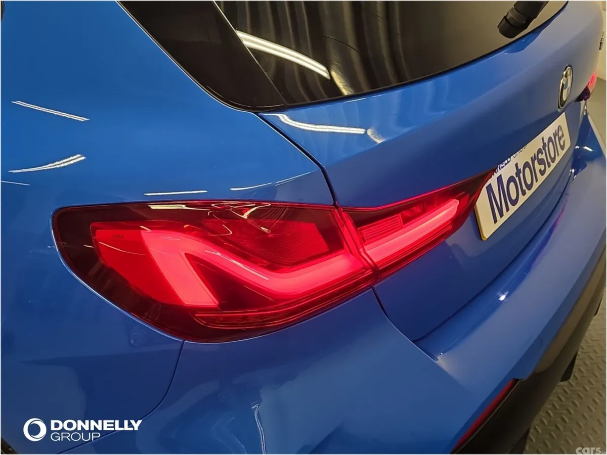 BMW 1-Series Hatchback, Diesel, 2023, Blue