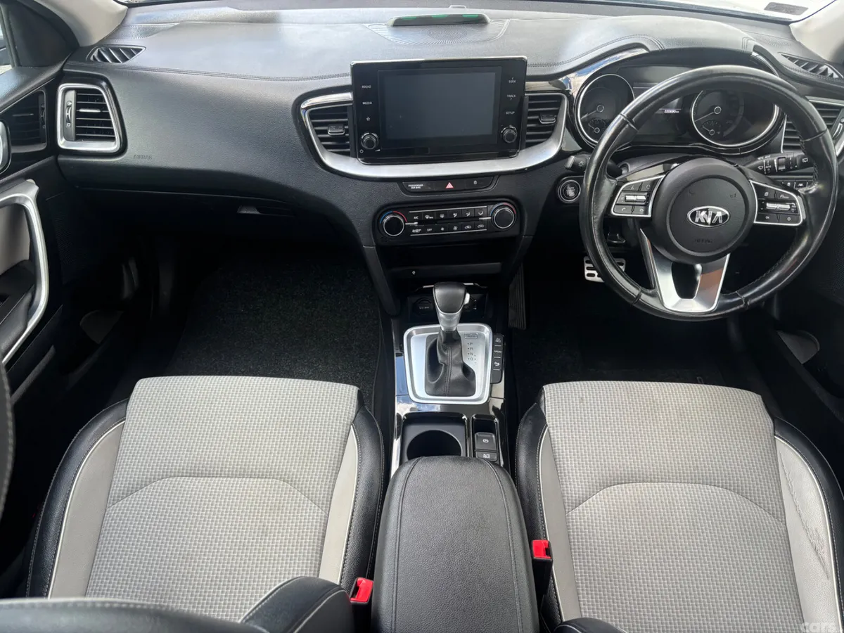 Kia XCeed Hatchback, Petrol Plug-in Hybrid, 2021, Grey