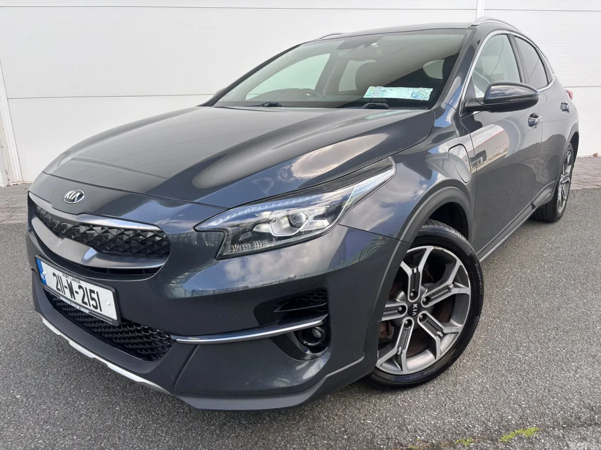 Kia XCeed Hatchback, Petrol Plug-in Hybrid, 2021, Grey
