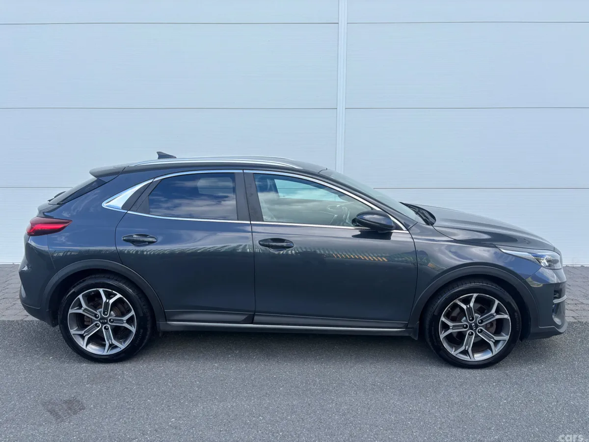 Kia XCeed Hatchback, Petrol Plug-in Hybrid, 2021, Grey