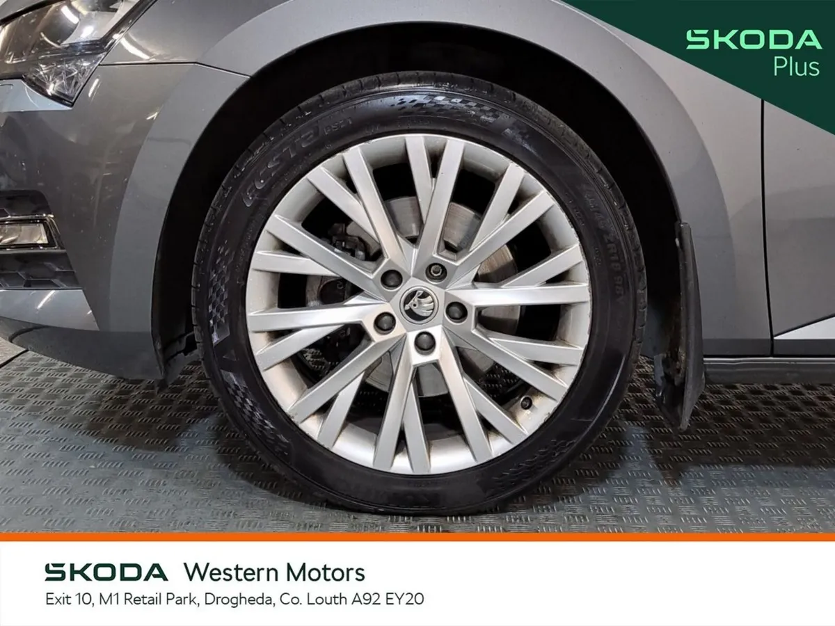 Skoda Superb Saloon, Diesel, 2024, Grey