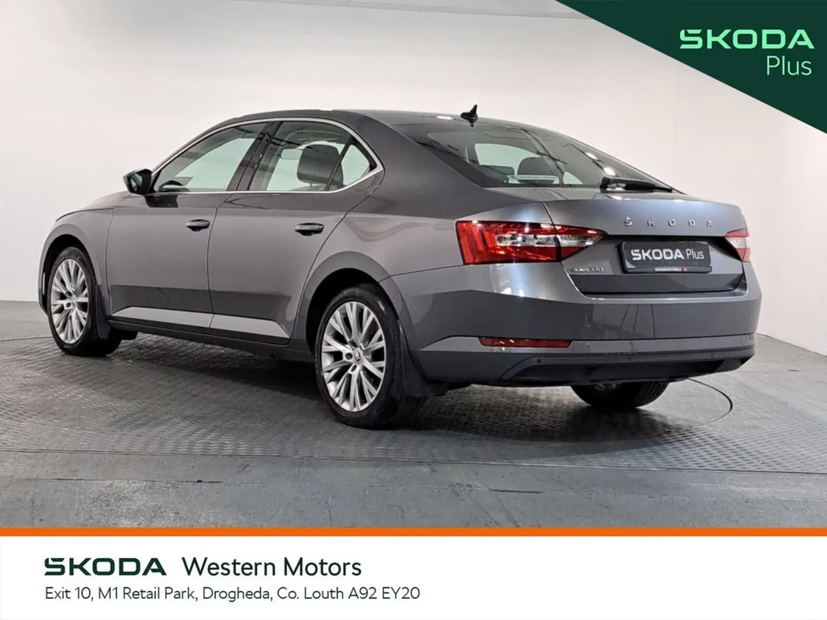 Skoda Superb Saloon, Diesel, 2024, Grey