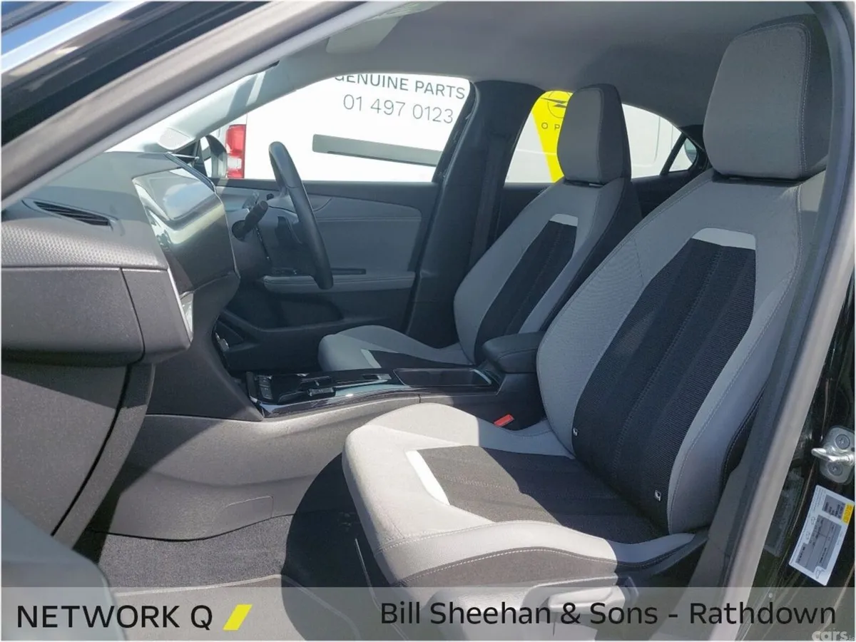 Opel Mokka SUV, Petrol, 2023, Black