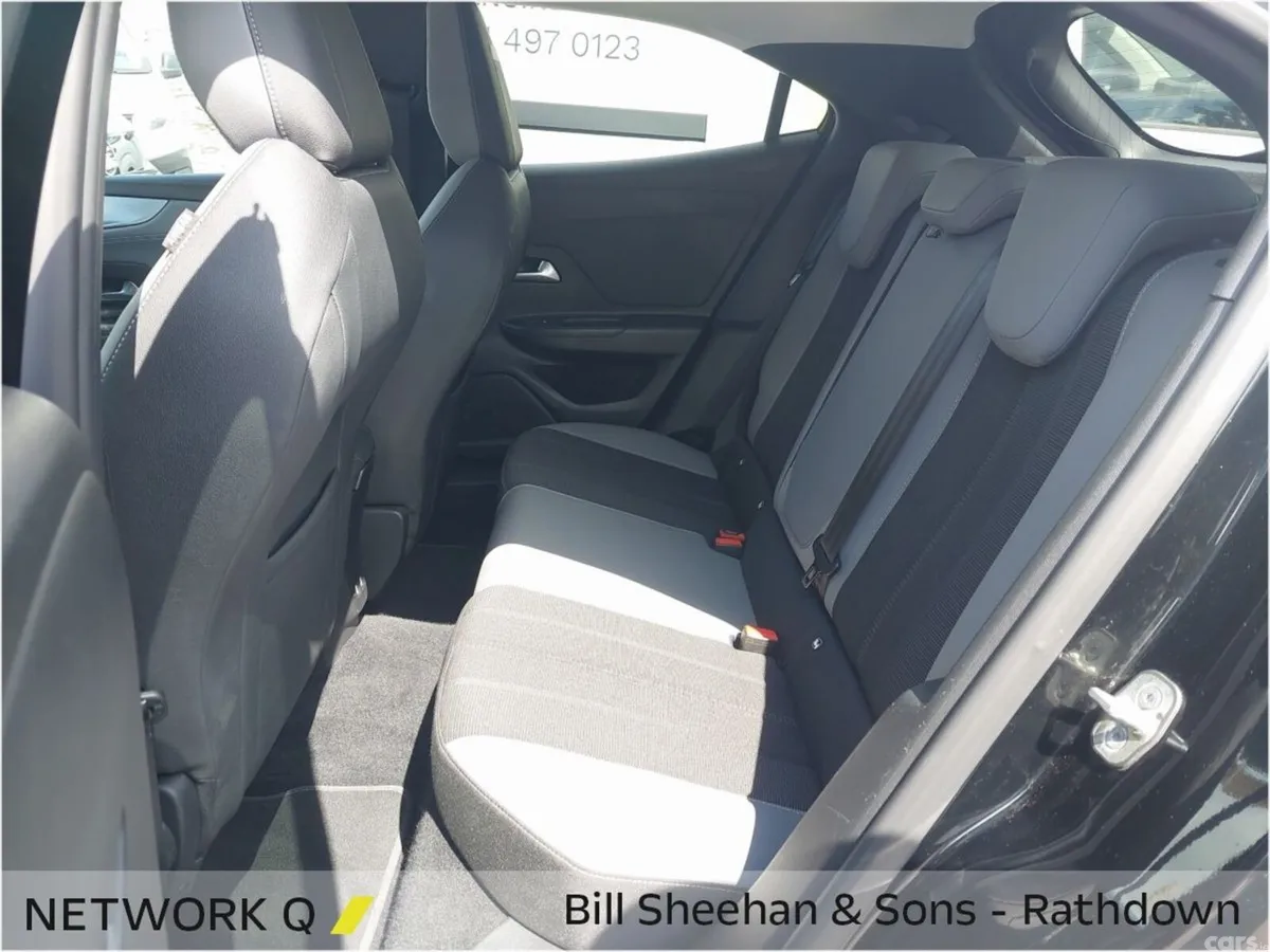 Opel Mokka SUV, Petrol, 2023, Black