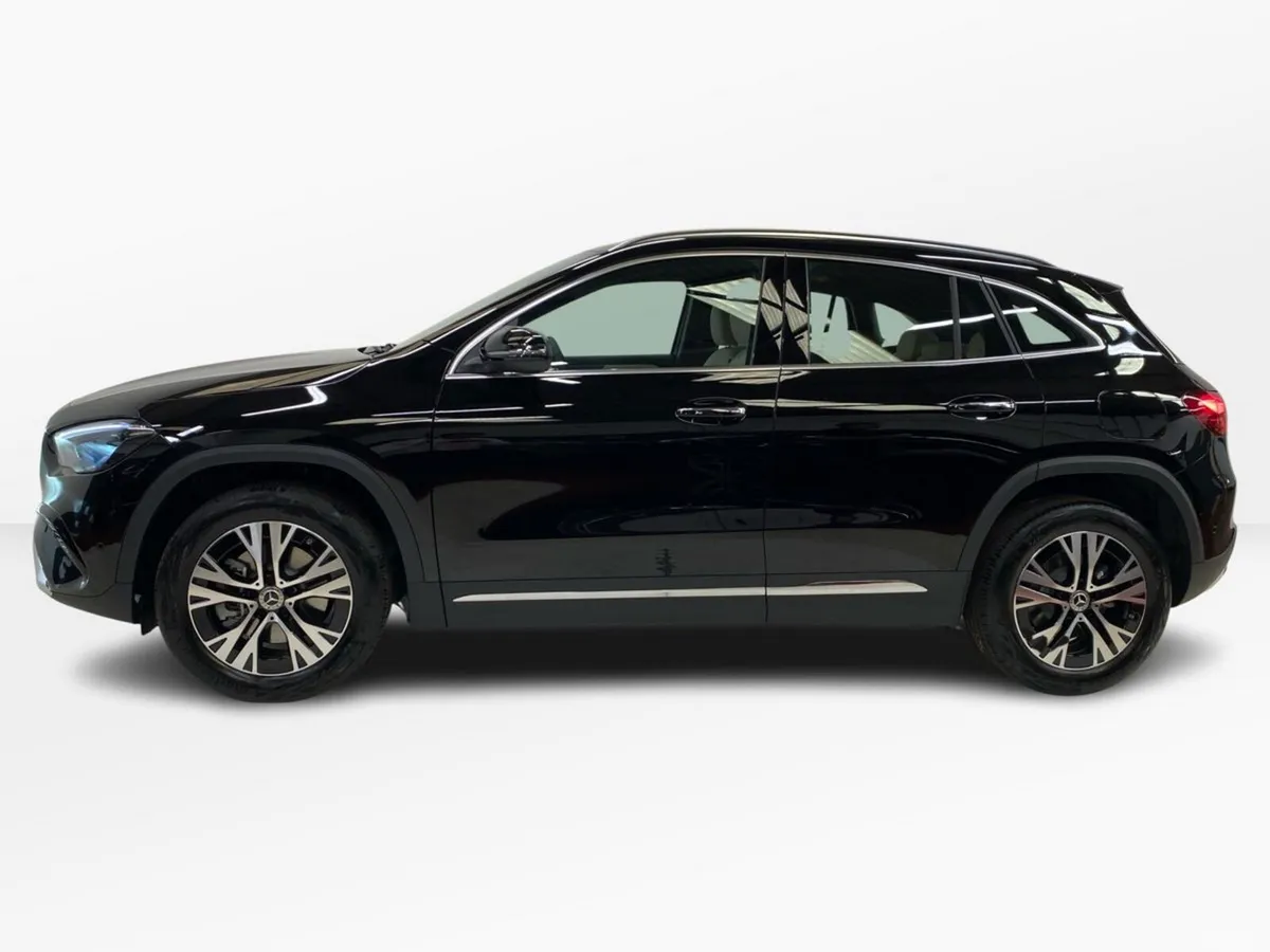 Mercedes-Benz GLA SUV, Petrol Plug-in Hybrid, 2026, Black
