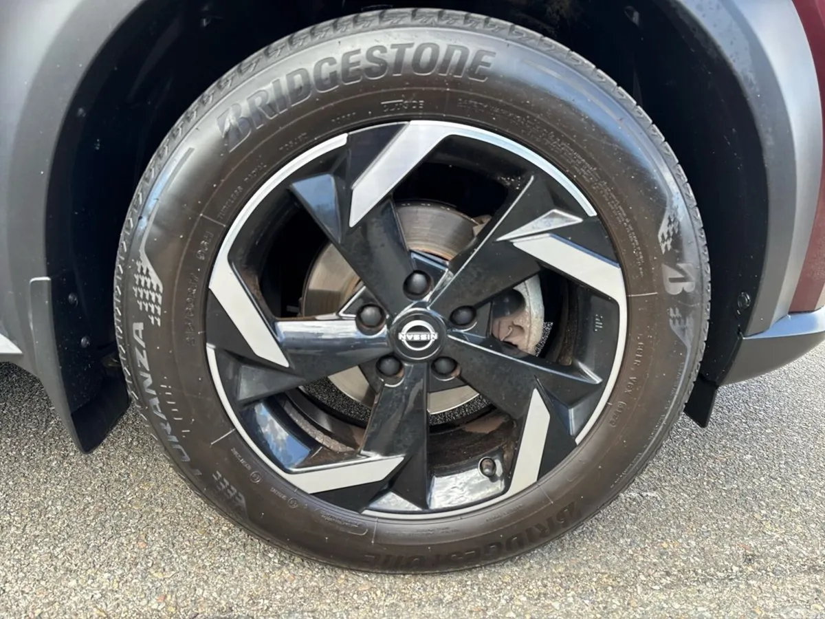 Nissan Juke SUV, Petrol, 2023, Red