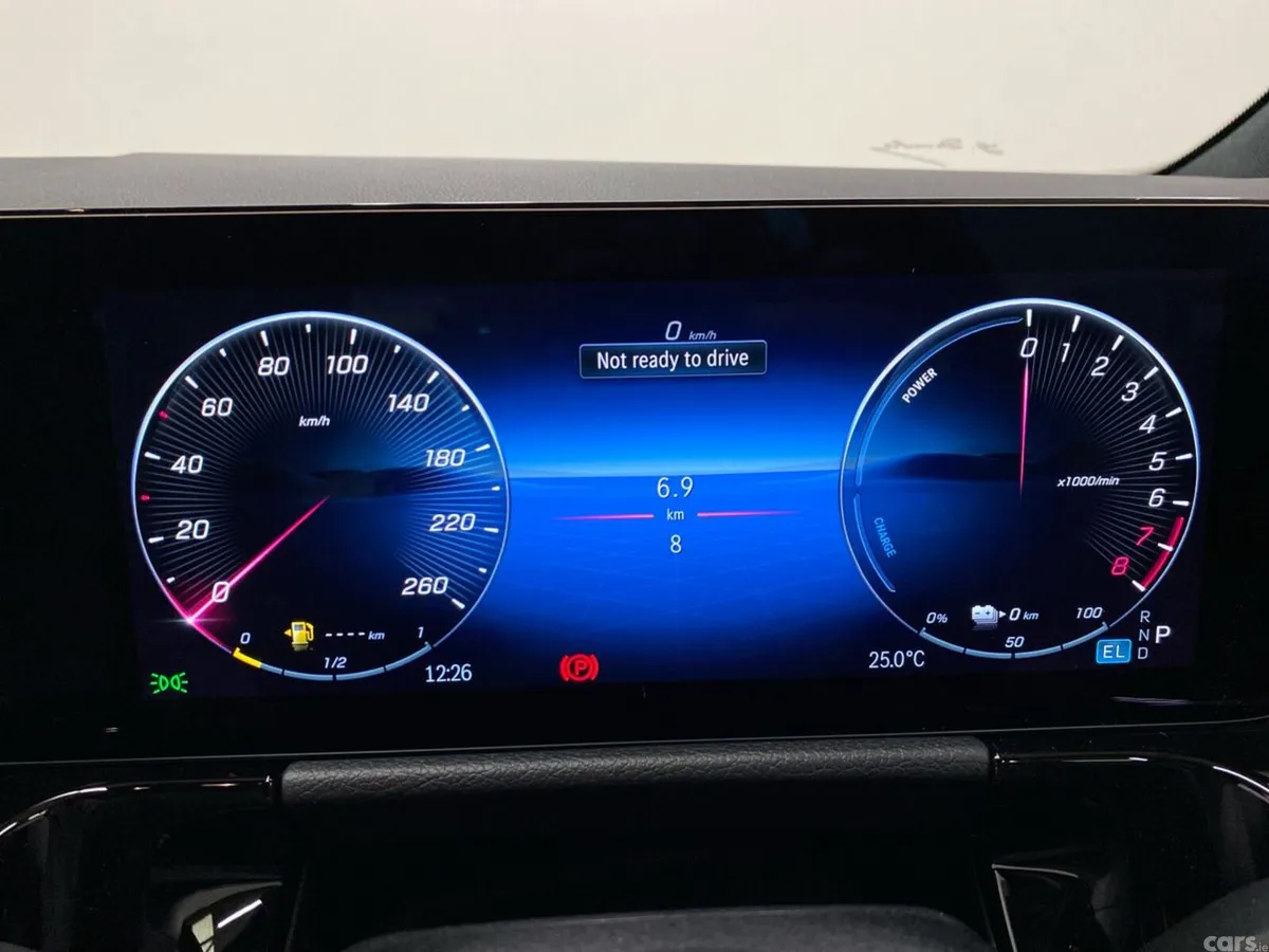 Mercedes-Benz GLA SUV, Petrol Plug-in Hybrid, 2026, Black
