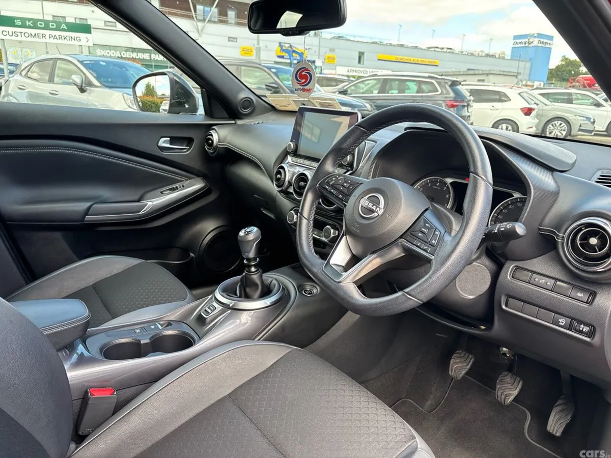 Nissan Juke SUV, Petrol, 2023, Red