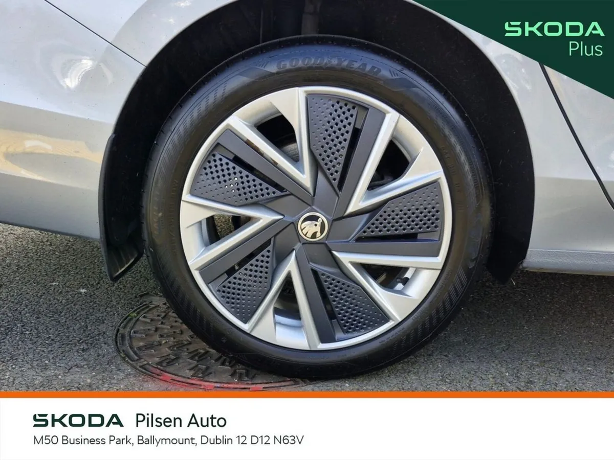Skoda Superb Saloon, Diesel, 2025, Silver