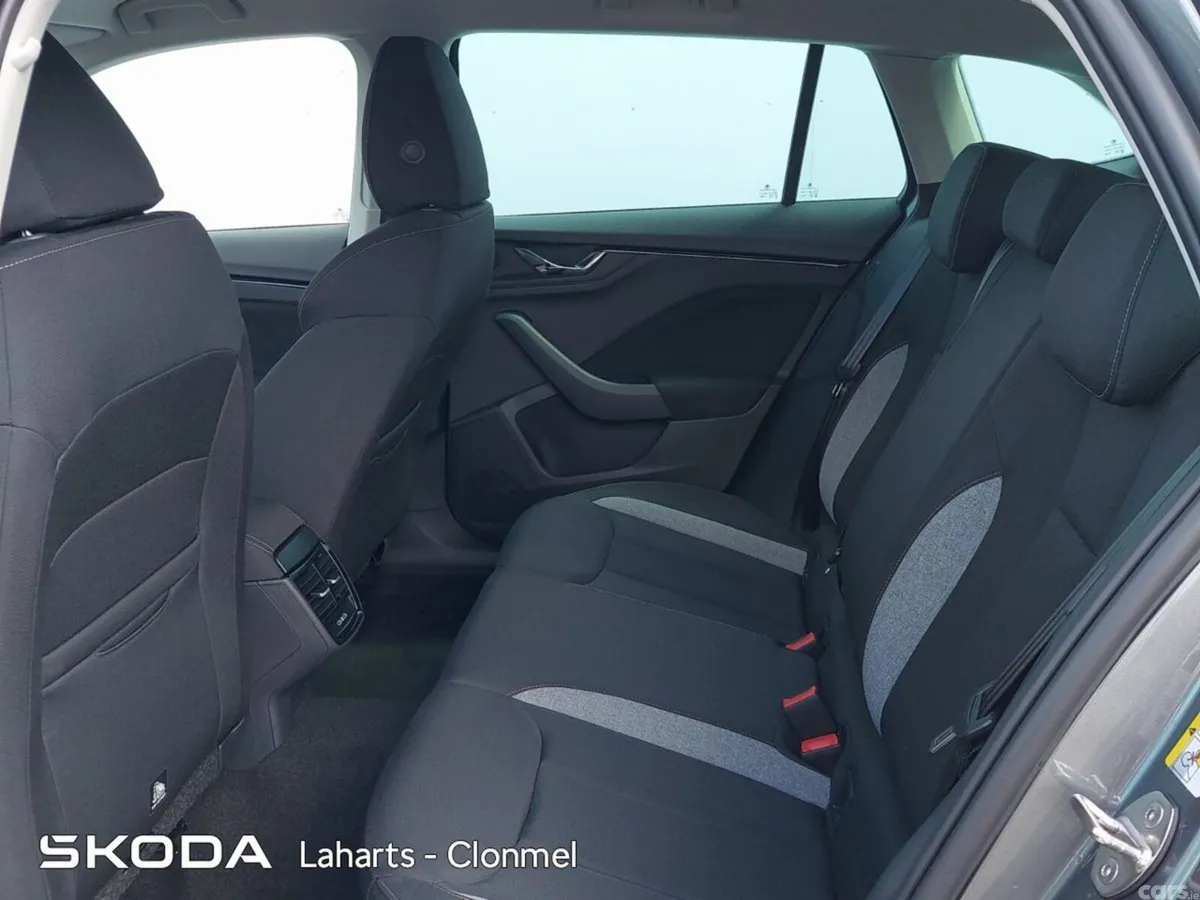Skoda Scala Hatchback, Petrol, 2026, Grey