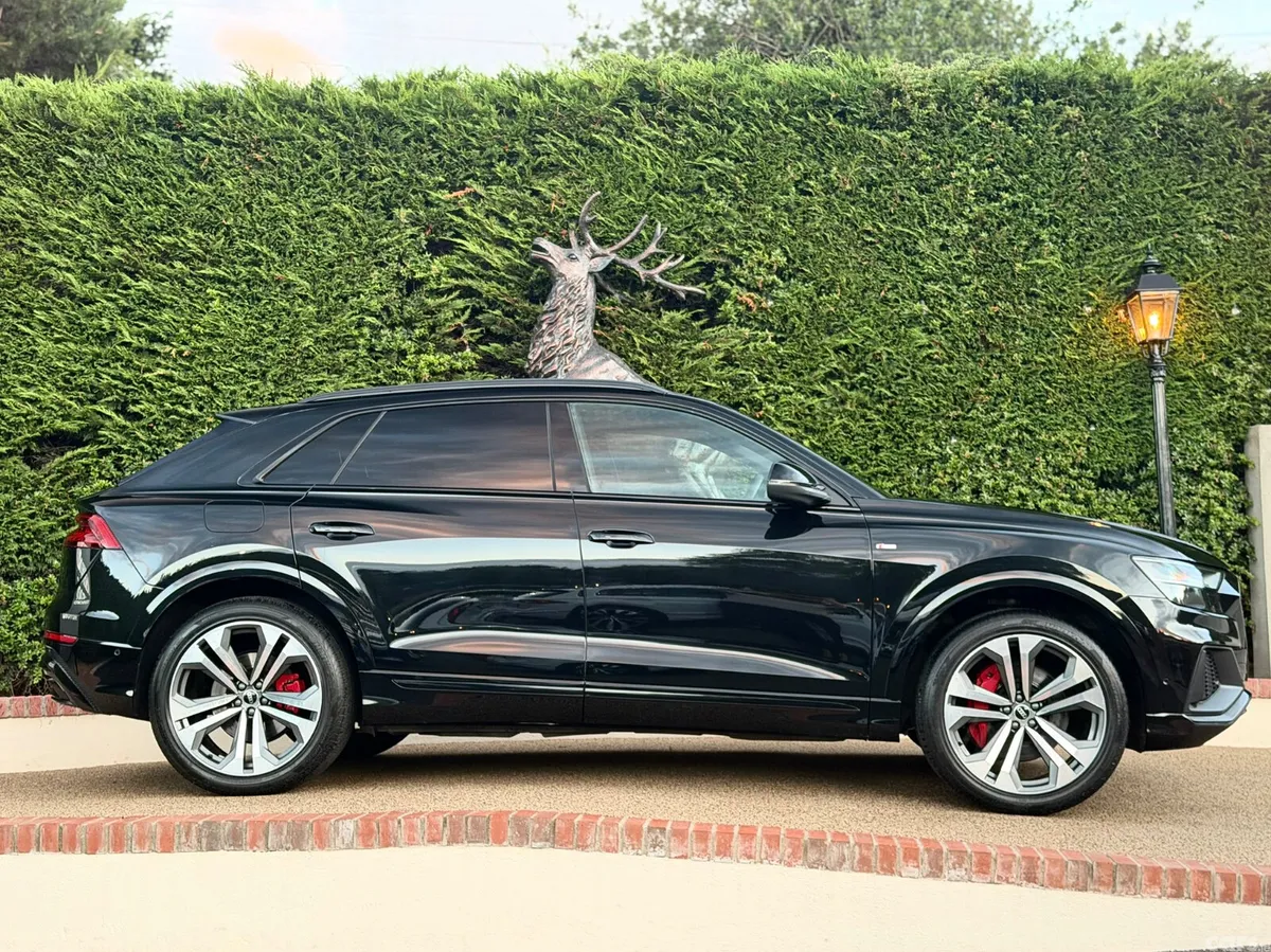 Audi Q8 Hatchback, Diesel, 2023, Black