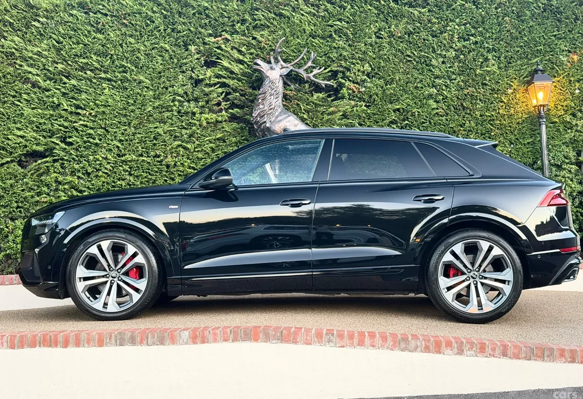 Audi Q8 Hatchback, Diesel, 2023, Black