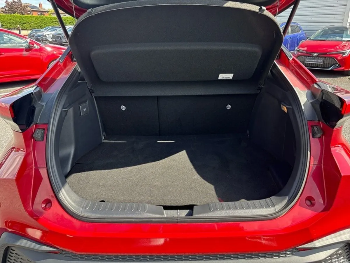 Toyota C-HR Hatchback, Petrol Plug-in Hybrid, 2024, Red