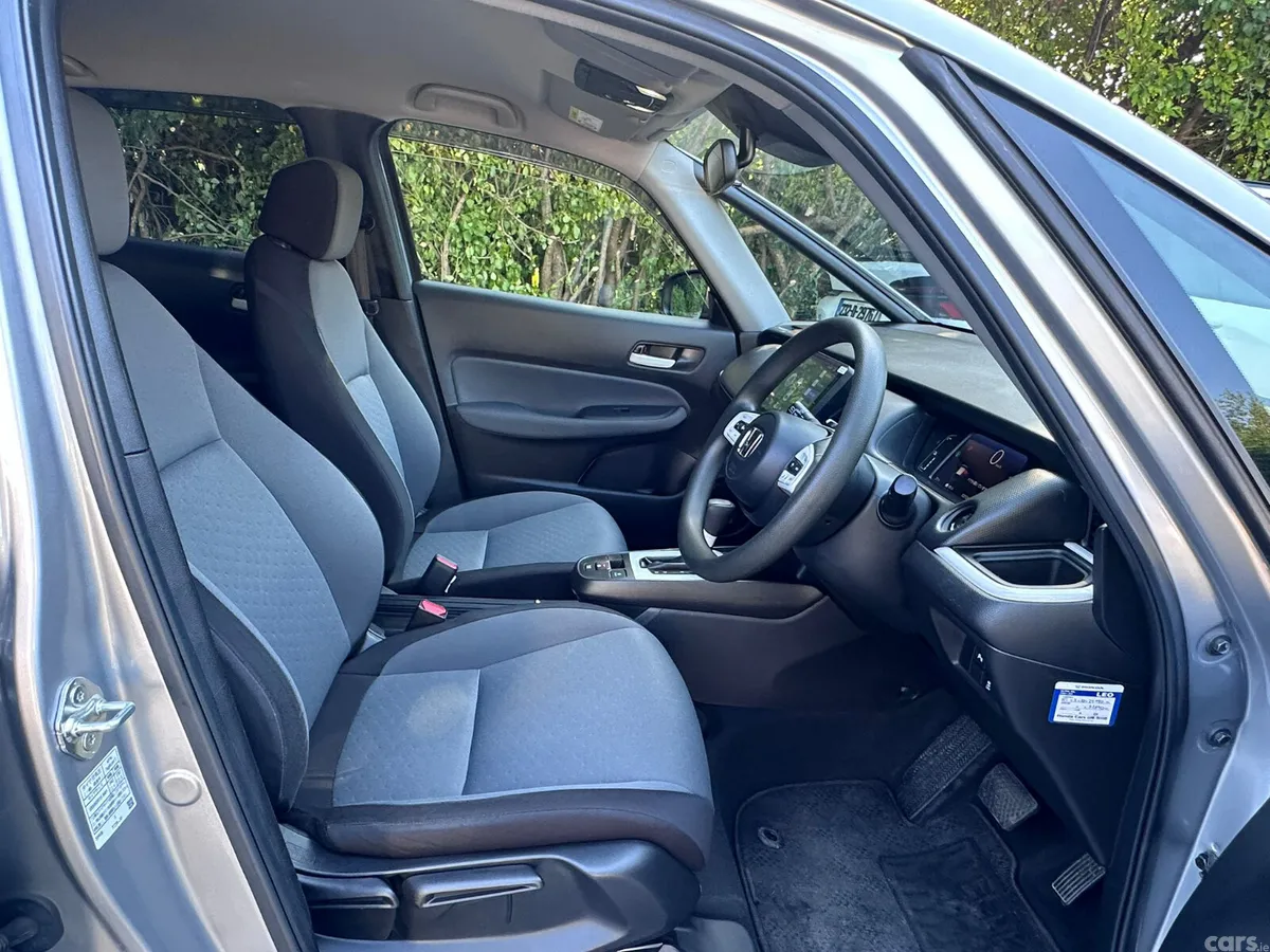 Honda Fit Hatchback, Petrol Hybrid, 2020, Silver