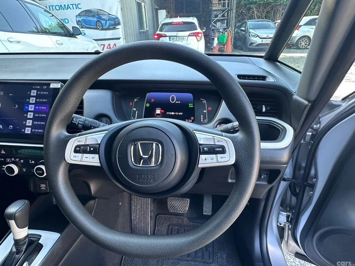 Honda Fit Hatchback, Petrol Hybrid, 2020, Silver
