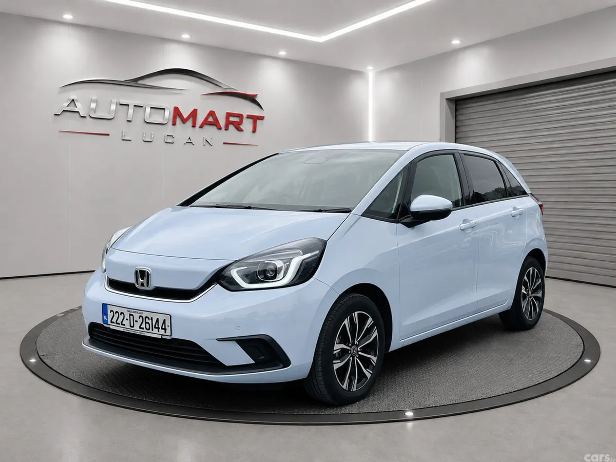 Honda Fit Hatchback, Petrol Hybrid, 2022, White