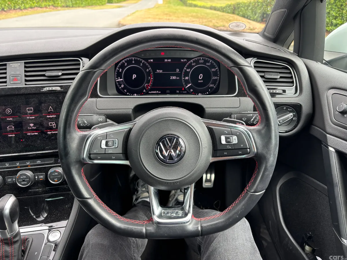 Volkswagen Golf Hatchback, Petrol, 2018, White