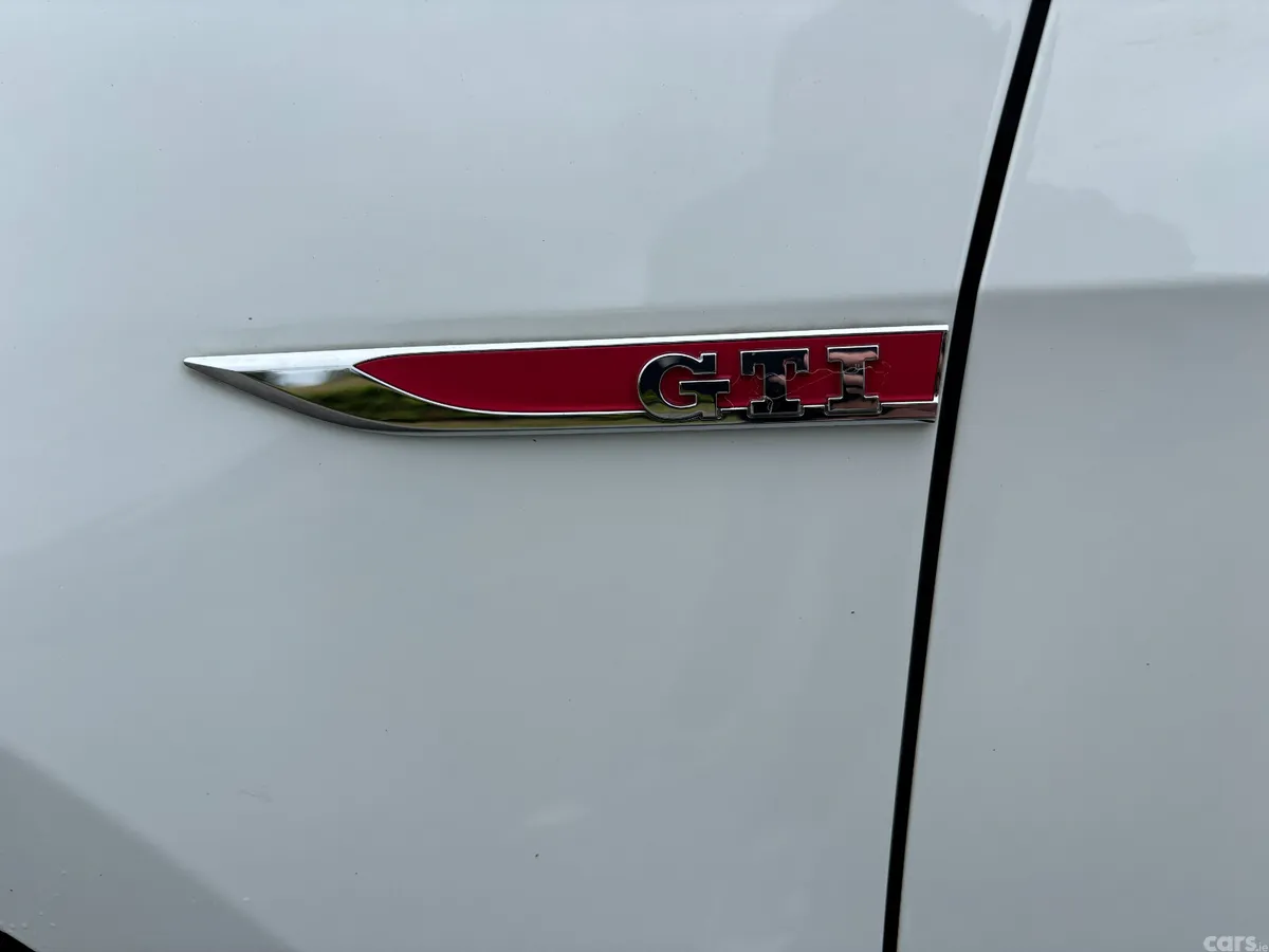 Volkswagen Golf Hatchback, Petrol, 2018, White