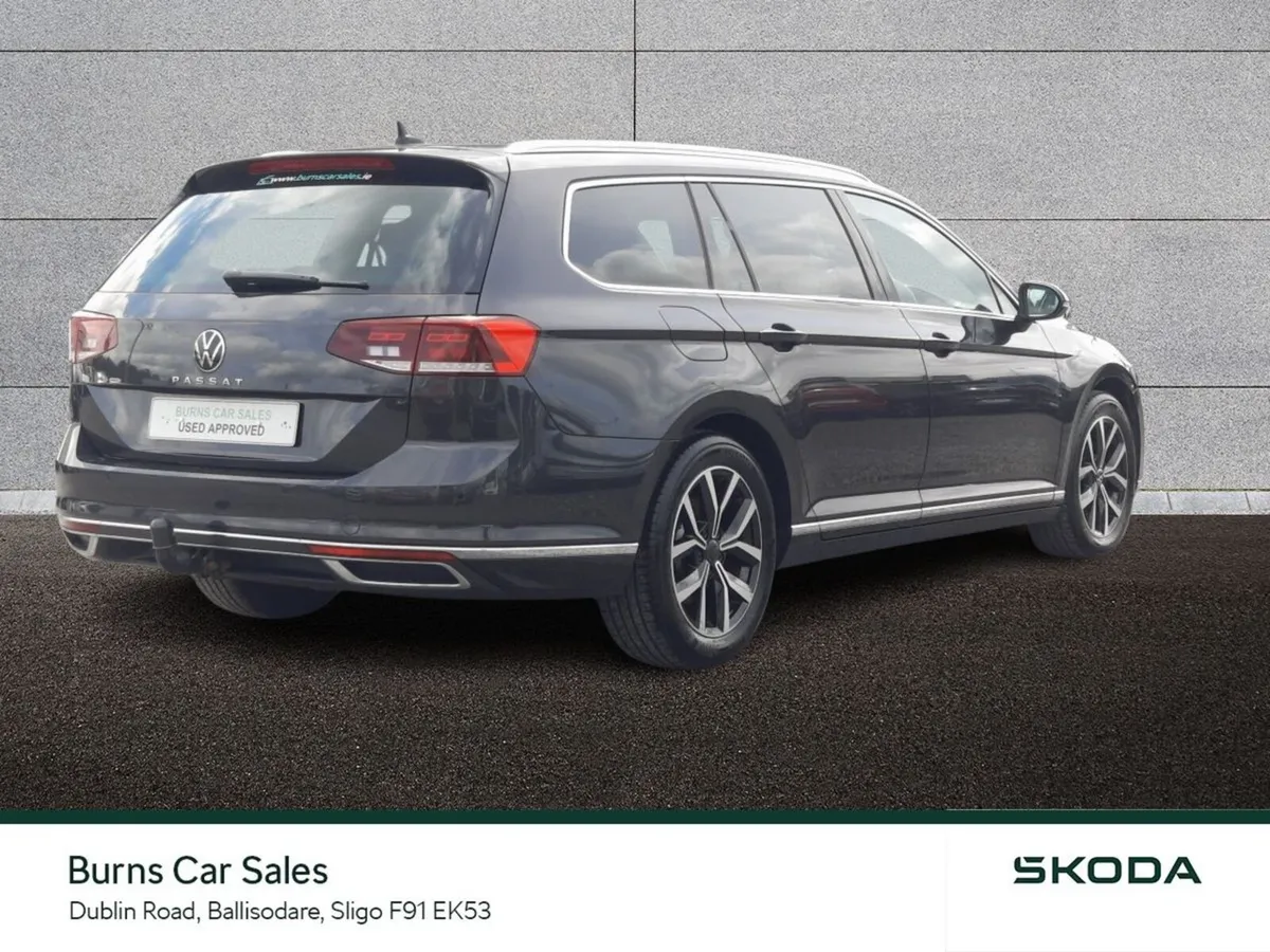 Volkswagen Passat Estate, Diesel, 2022, Grey