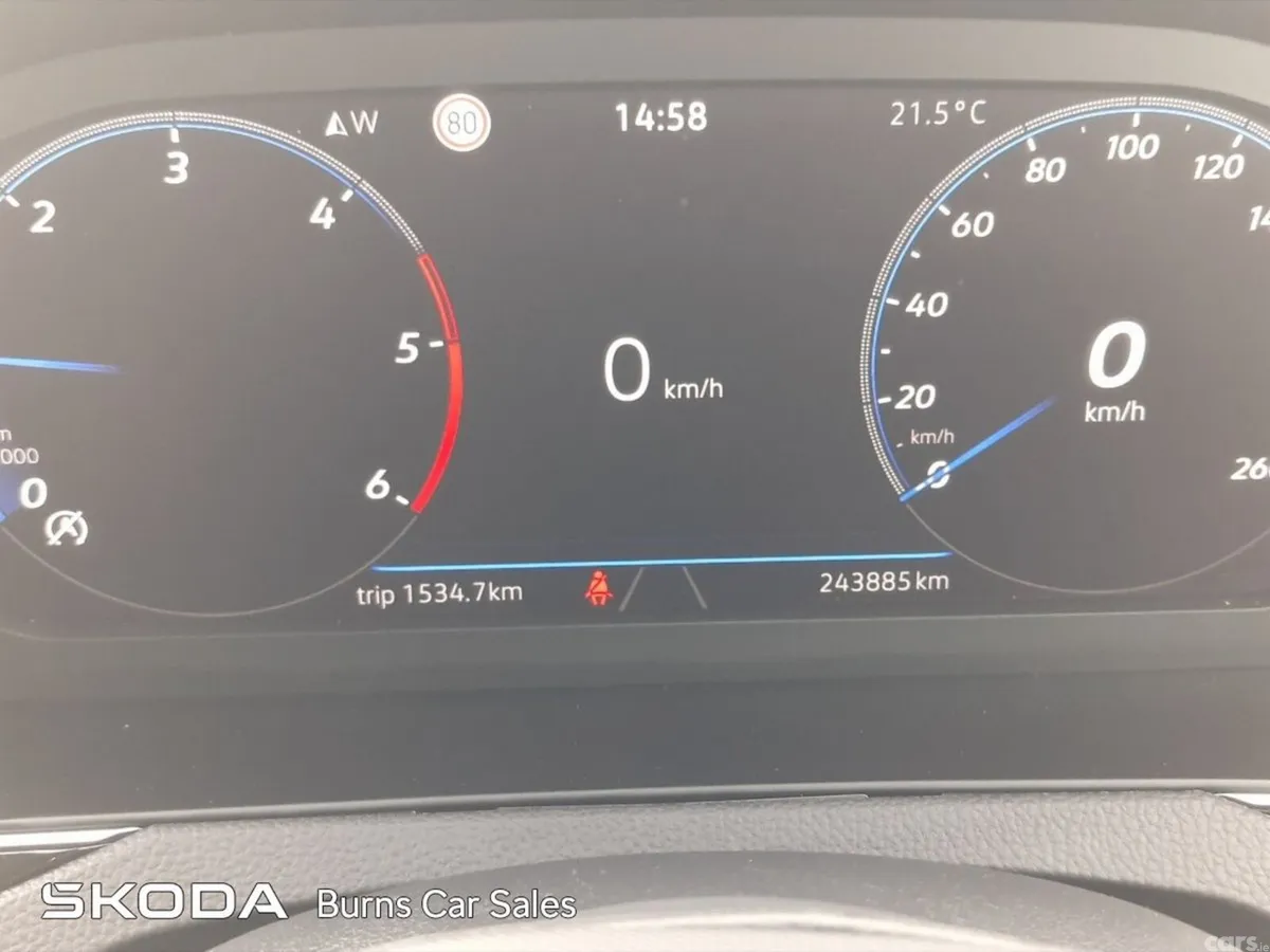 Volkswagen Passat Estate, Diesel, 2022, Grey