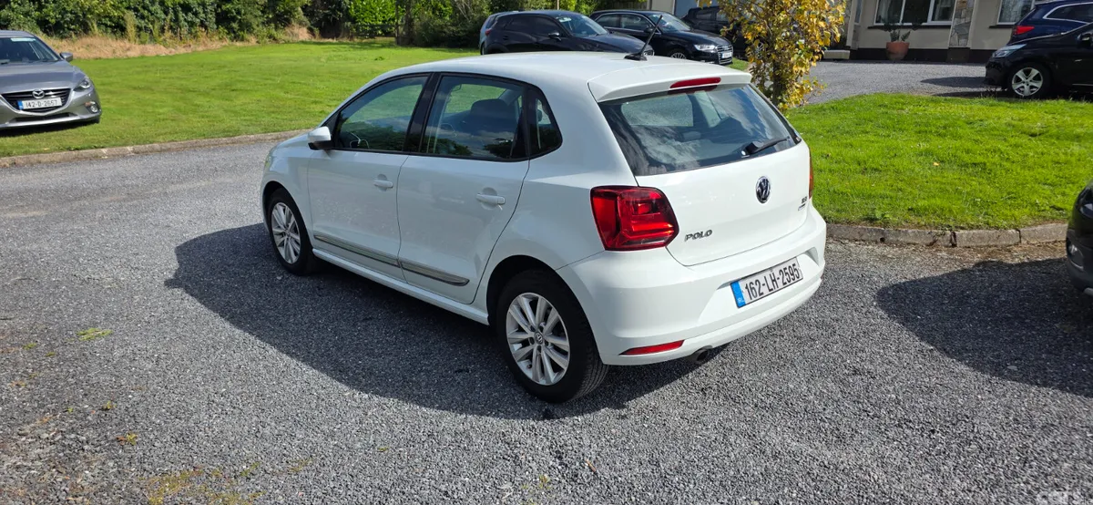 Volkswagen Polo Hatchback, Petrol, 2016, White