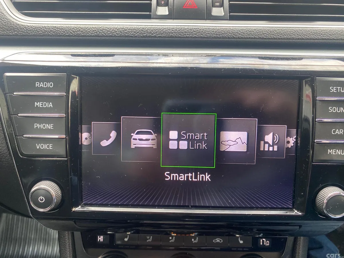 Skoda Superb Saloon, Diesel, 2017, White