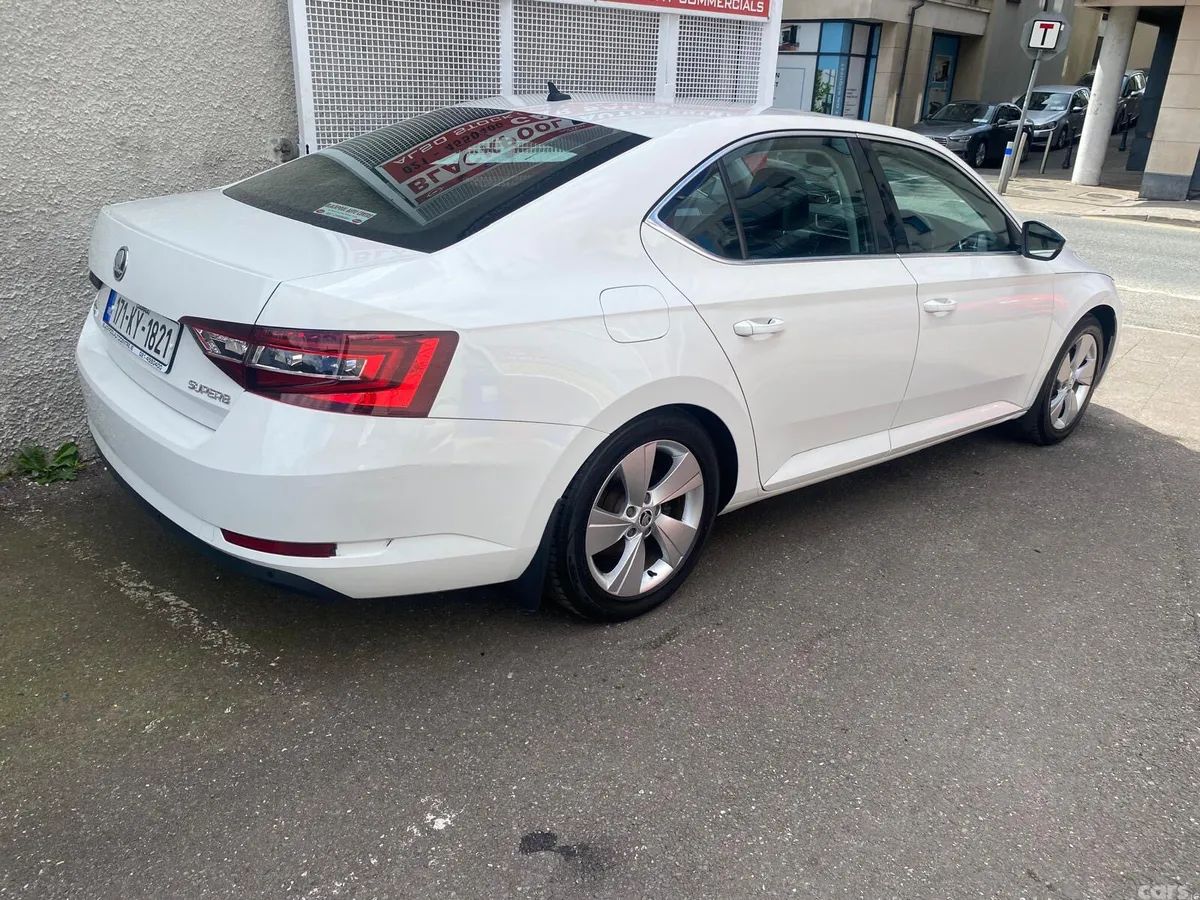 Skoda Superb Saloon, Diesel, 2017, White