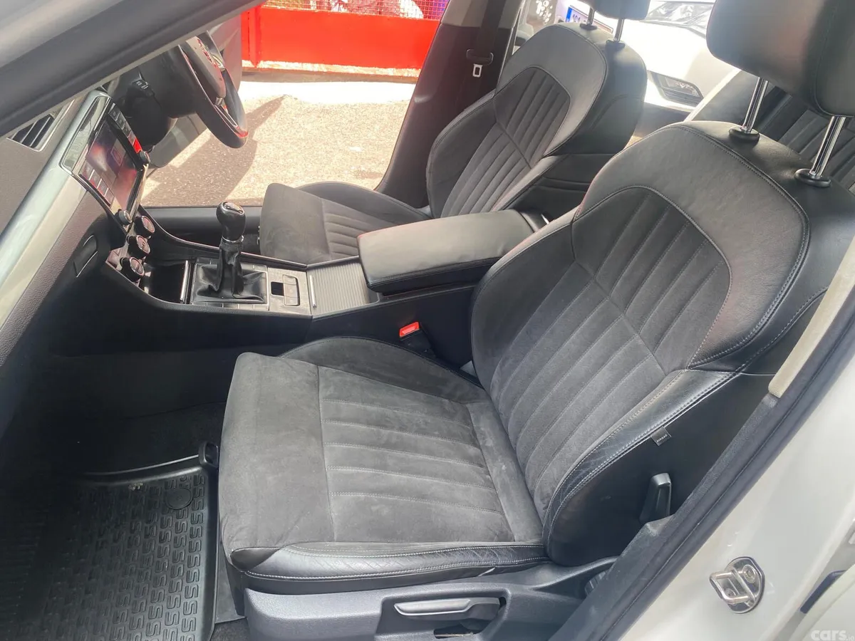 Skoda Superb Saloon, Diesel, 2017, White