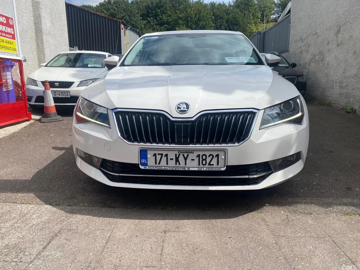 Skoda Superb Saloon, Diesel, 2017, White